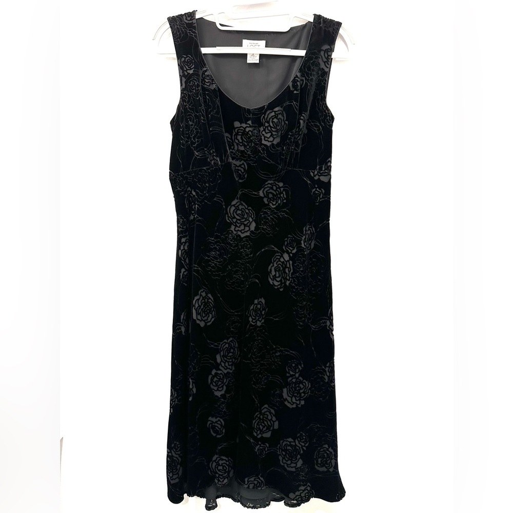 LOFT Black Sleeveless Velvet Burnout Dress